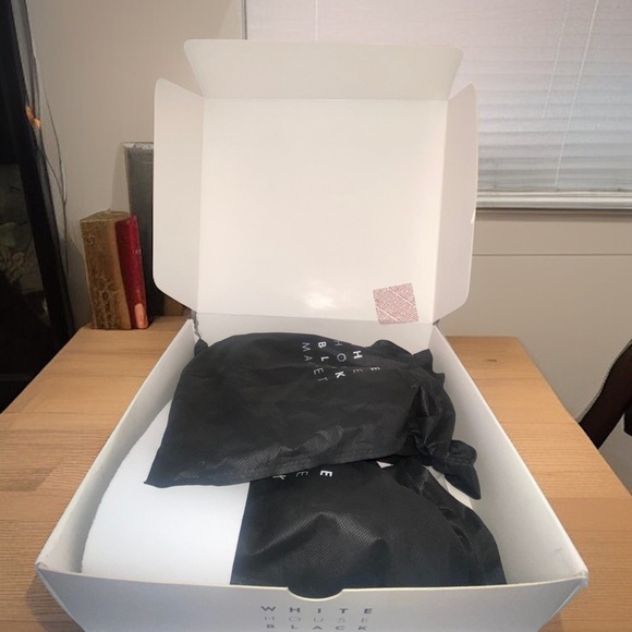 Womens Burgundy Suede Open-Toe Block Heels W/ Back Zipper - Size 10 - Picture 12 of 16